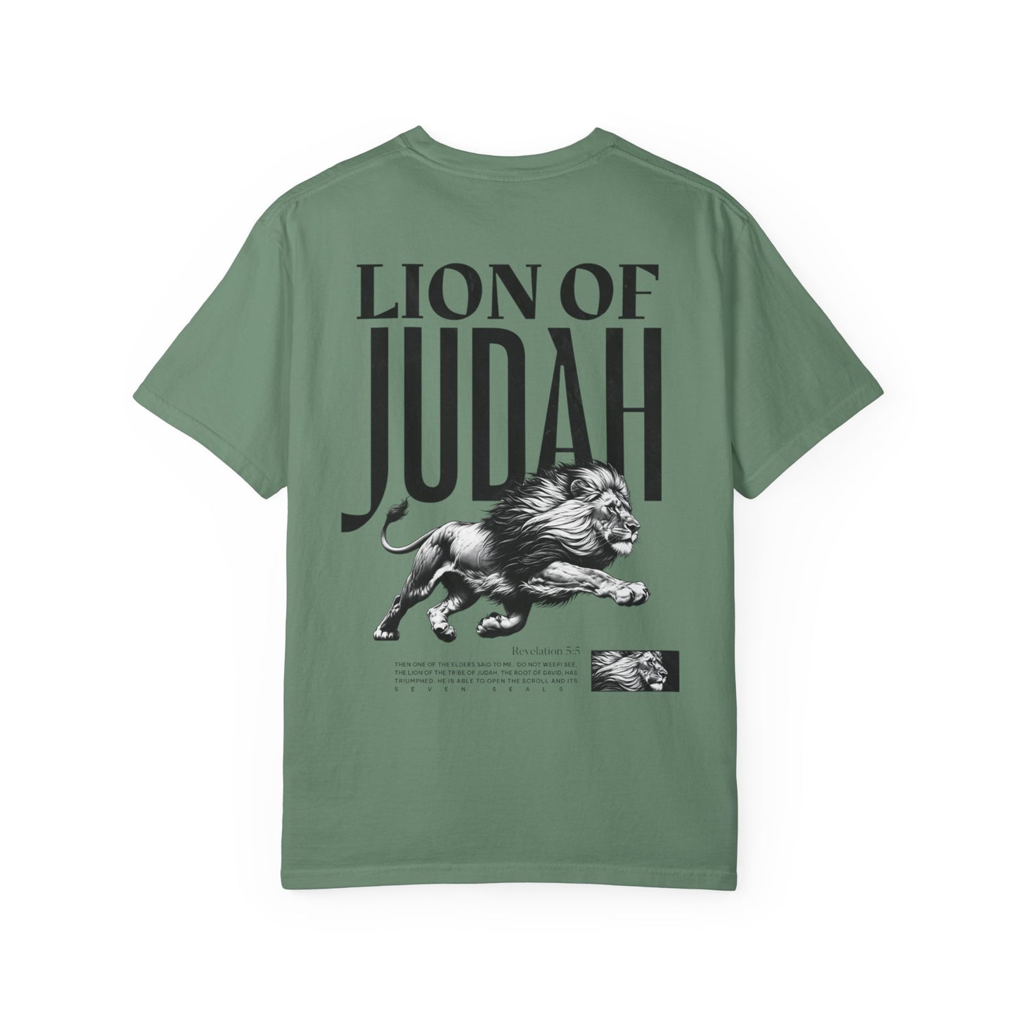 Lion of Judah | Revelation 5:5 Bible Verse T-shirt | Christian Faith Graphic T-shirt